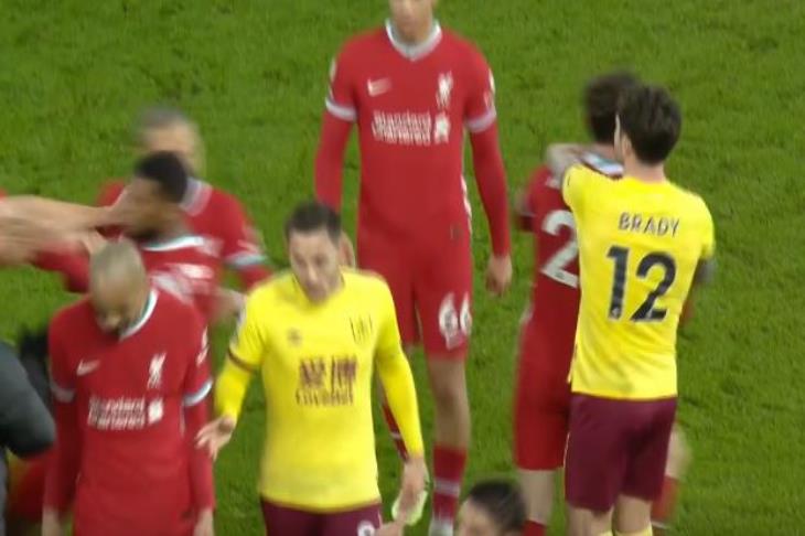 ليفربول وبيرنلي ليفربول وبيرنلي